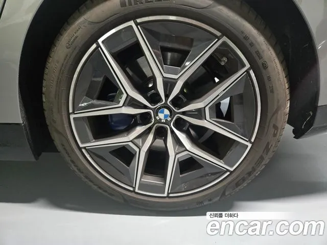 BMW 5 Series G60 — Фото автомобиля 3