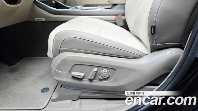 Kia Canival Новый Carnival 4 поколение Бензин 7 мест X Line — Фото автомобиля 20