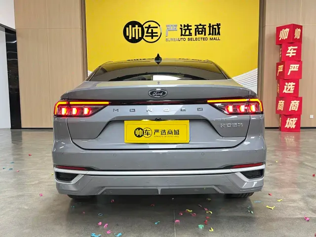 Ford Mondeo — Фото автомобиля 5