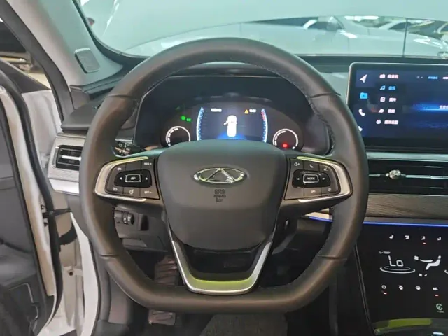 Chery Tiggo 8 — Фото автомобиля 10