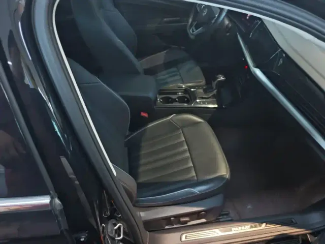 Volkswagen Passat — Фото автомобиля 24
