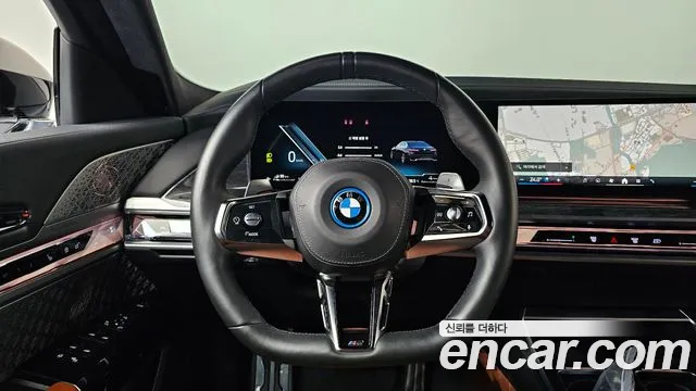 BMW 7 Series G70 — Фото автомобиля 18