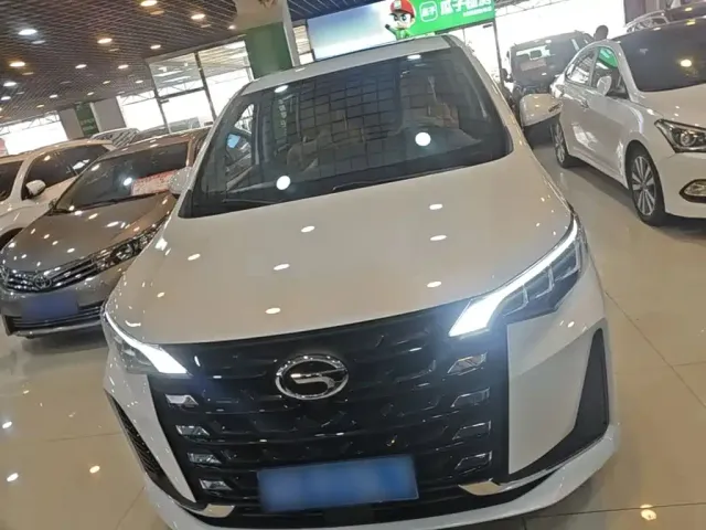 GAC Trumpchi M6 — Фото автомобиля 2