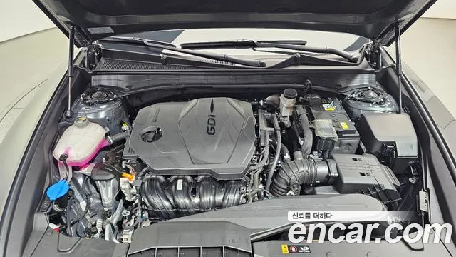 Hyundai Grandeur Grandeur (GN7) 2.5 Бензин 2WD — Фото автомобиля 6