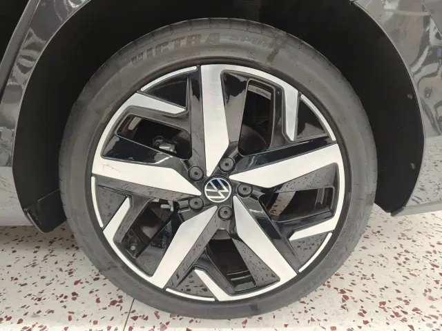 Volkswagen Lamando — Фото автомобиля 22