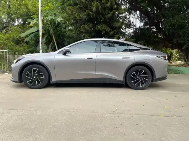 Arcfox Alpha S5 — Фото автомобиля 4