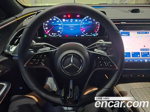 Mercedes-Benz E-Class — Фото автомобиля 6