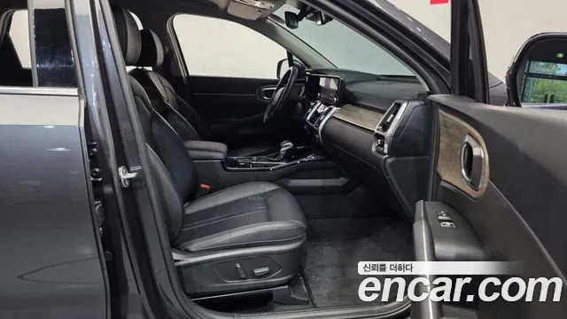 Kia Sorento Sorento 4-е поколение Бензин 2.5T 2WD — Фото автомобиля 11