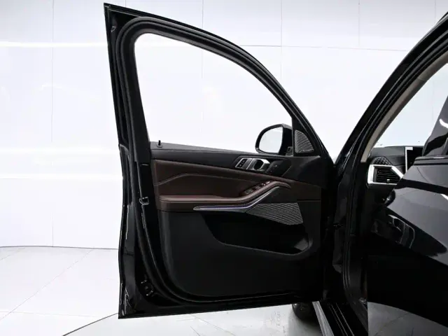 BMW X5 — Фото автомобиля 11