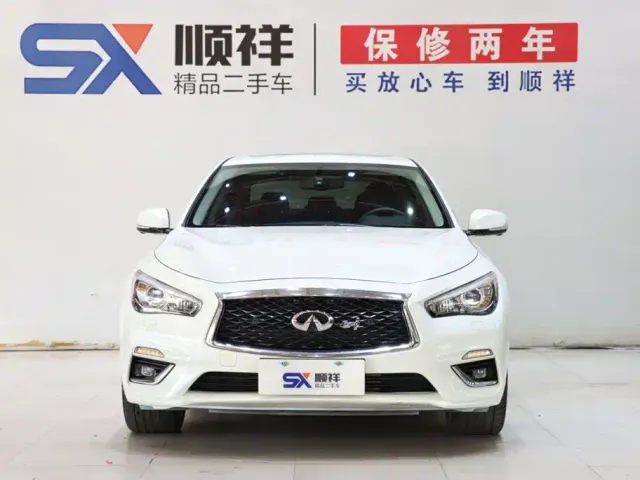 Infiniti Q50L — Фото автомобиля 2