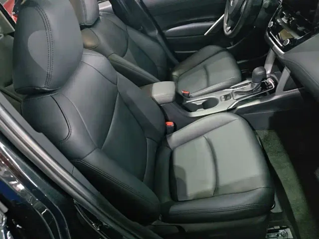 Toyota Corolla Cross — Фото автомобиля 24