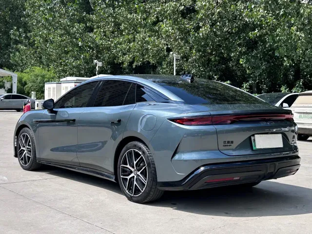 BYD Han L — Фото автомобиля 7