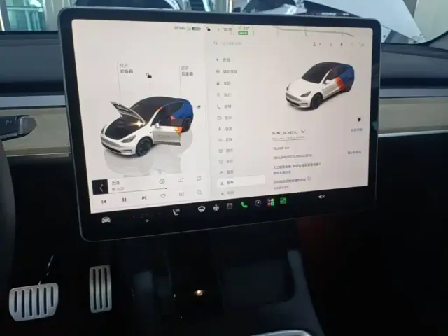Tesla Model Y — Фото автомобиля 12
