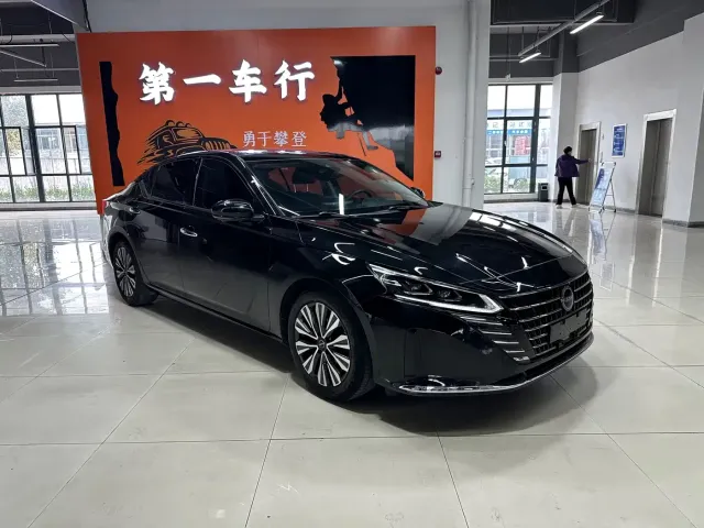 Nissan Teana 2022 2.0L XL-Upr Premium Edition — Фото автомобиля 2