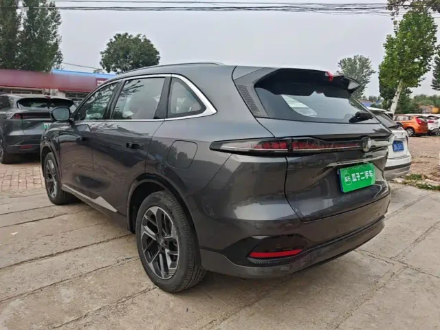 Changan CS75 Plus — Фото автомобиля 4