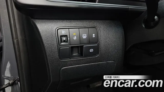 Hyundai Staria Staria — Фото автомобиля 16