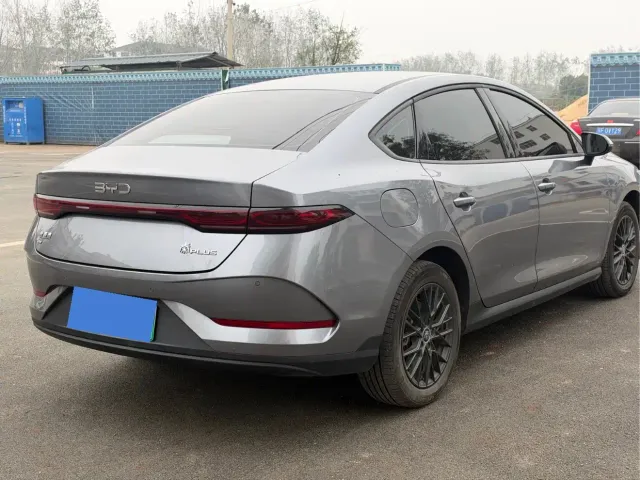 BYD Qin PLUS — Фото автомобиля 4