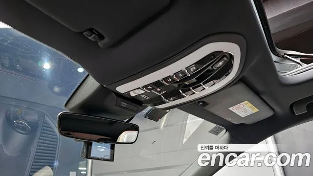 Porsche Macan — Фото автомобиля 17
