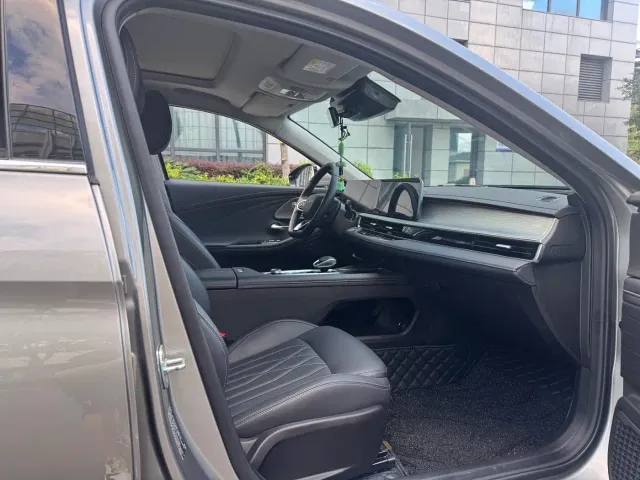 Chery Arrizo 8 — Фото автомобиля 9