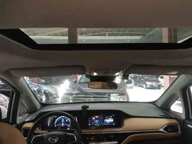 GAC Trumpchi M6 — Фото автомобиля 17
