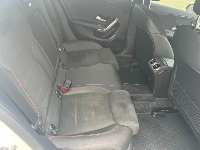 Mercedes-Benz A-Class — Фото автомобиля 6