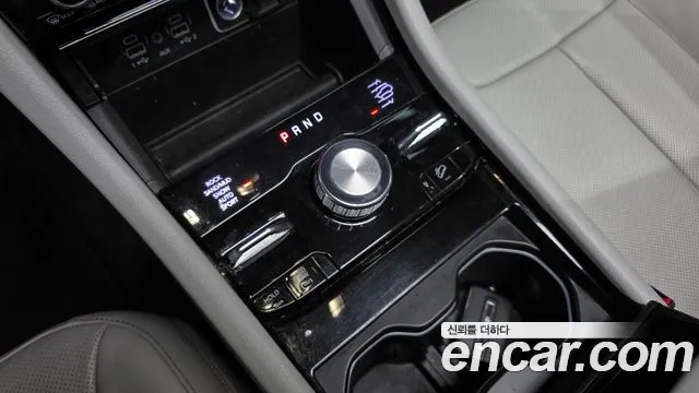 Jeep Cherokee Grand Cherokee(WL) 3.6 Overland — Фото автомобиля 9