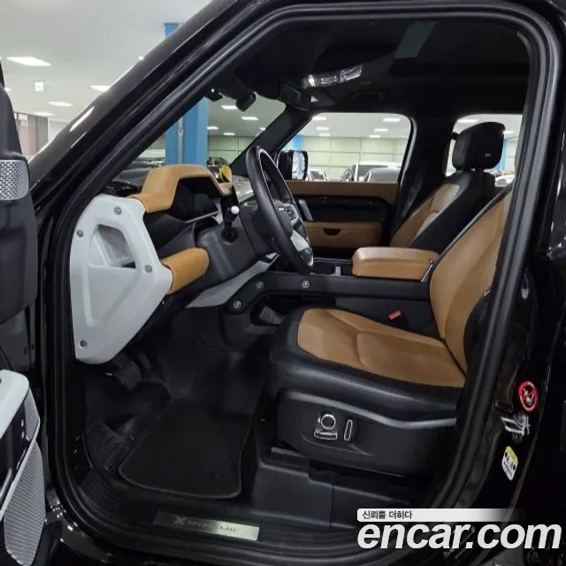 Land Rover Defender L663 — Фото автомобиля 6