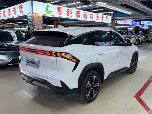 Geely Galaxy L7 — Фото автомобиля 6
