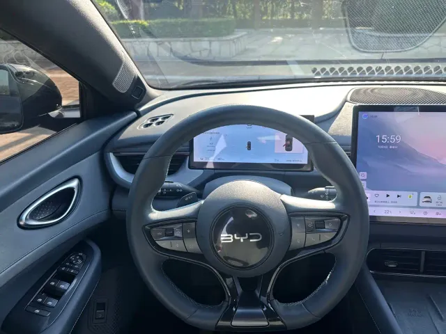 BYD Seal 06 GT — Фото автомобиля 4
