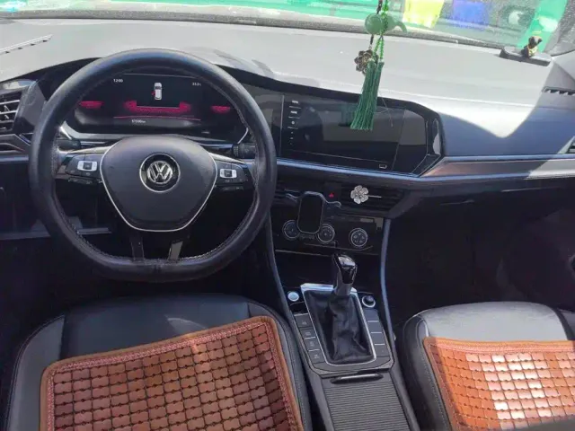 Volkswagen Sagitar — Фото автомобиля 12