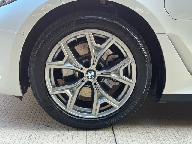 BMW i3 — Фото автомобиля 12