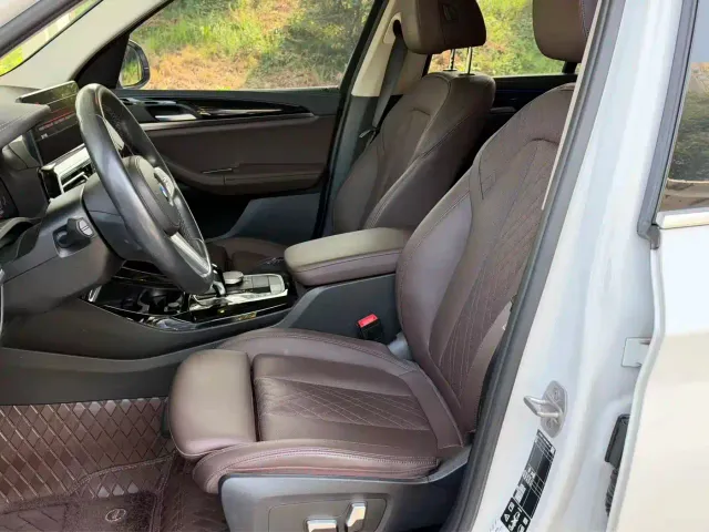 BMW X3 — Фото автомобиля 10