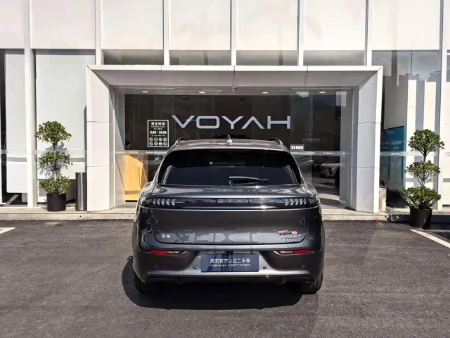 Voyah FREE — Фото автомобиля 4