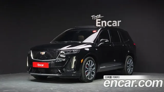 Фотография автомобиля — Cadillac XT6