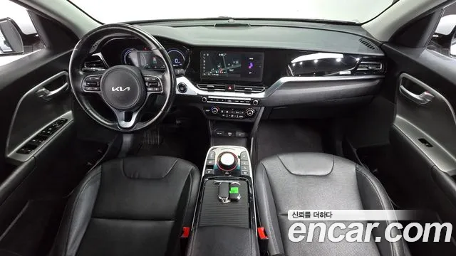Kia Niro Niro Plus Air — Фото автомобиля 7