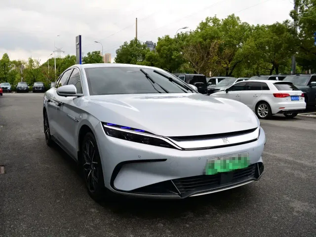 BYD Han — Фото автомобиля 3