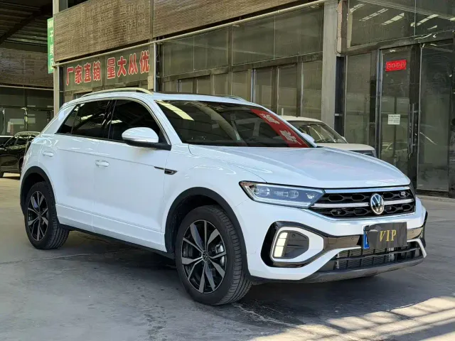 Volkswagen T-Roc — Фото автомобиля 3