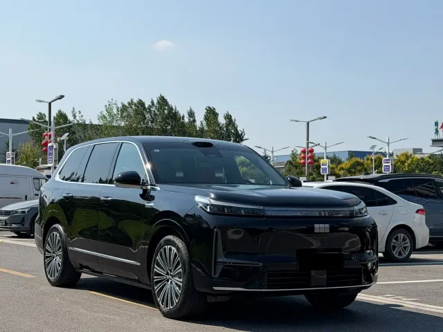 Geely Galaxy M9 — Фото автомобиля 3