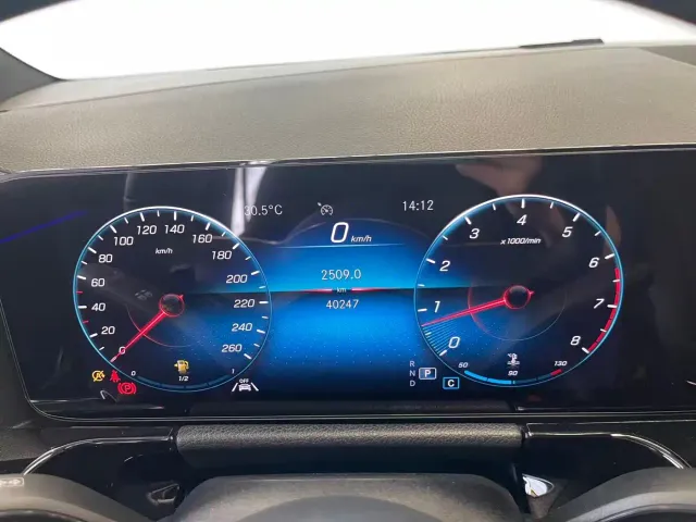 Mercedes-Benz GLA-Class — Фото автомобиля 6