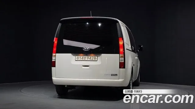 Hyundai Staria Staria Карго 5 мест — Фото автомобиля 4