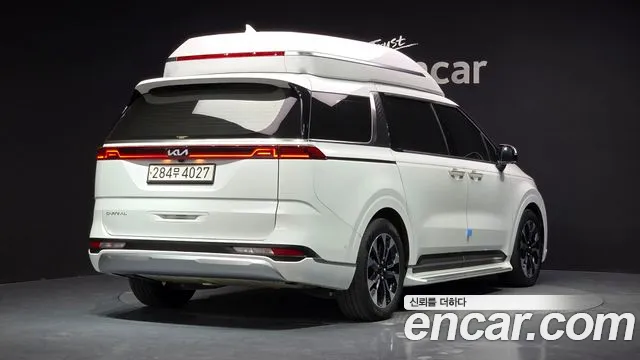 Kia Carnival Generation 4 — Фото автомобиля 2