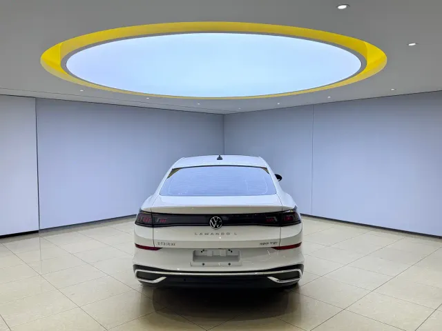 Volkswagen Lamando — Фото автомобиля 5