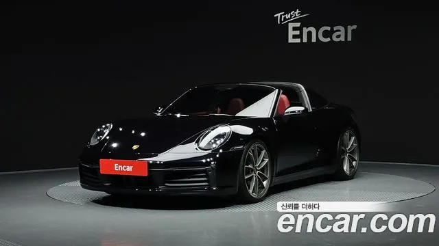 Фотография автомобиля — Porsche 911 992
