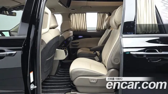 Kia Carnival 4th Gen — Фото автомобиля 16