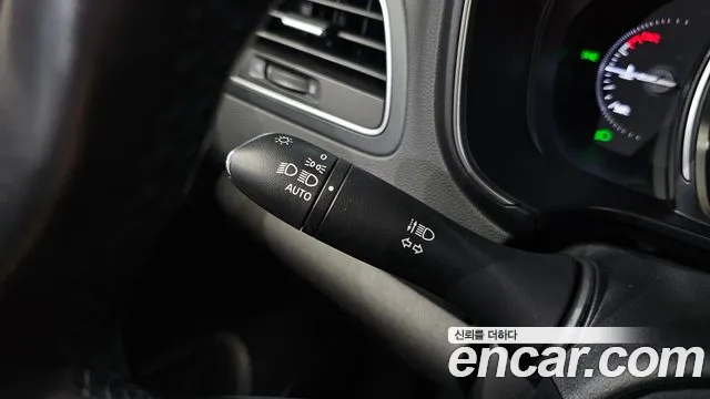 Renault-KoreaSamsung QM6 Новый QM6 2.0 LPe LE Signature 2WD — Фото автомобиля 28