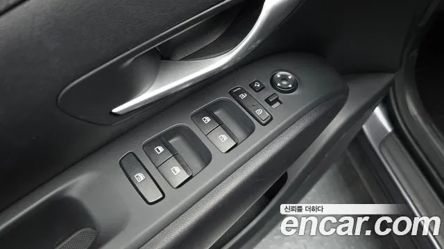 Hyundai Tucson Tucson (NX4) Дизель 2.0 2WD — Фото автомобиля 7