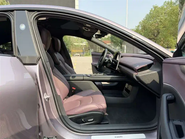 Xiaomi SU7 — Фото автомобиля 19