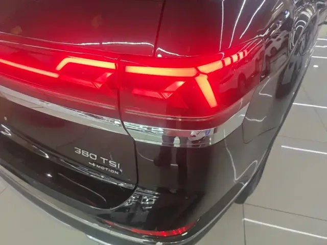Volkswagen Teramont — Фото автомобиля 7