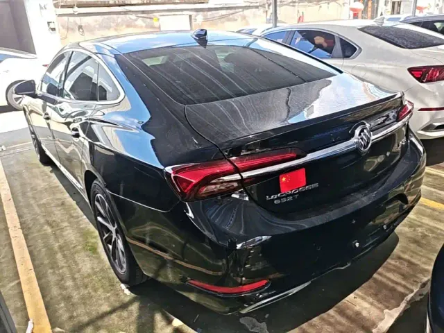 Buick LaCrosse — Фото автомобиля 4