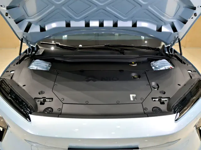 Nio ET5 Touring — Фото автомобиля 17